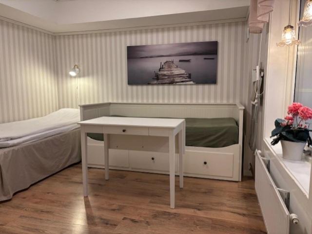 Soernaesgarden Bed & Breakfast Lima Luaran gambar